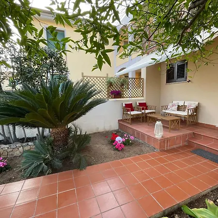 Casa Mari Feriehus *
